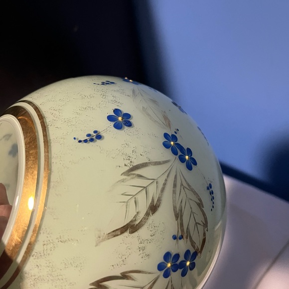 Vintage glass round vase with hand painted floral design  gold trim - Picture 4 of 13